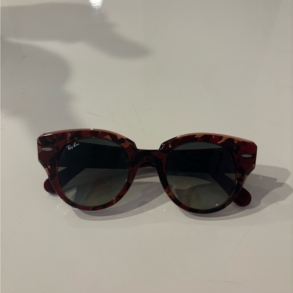 Ray-Ban Brown Tortoiseshell Sunglasses Timeless Design
